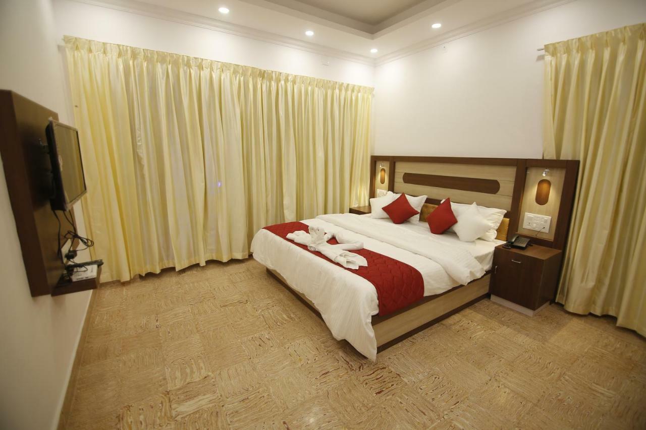 Spice Mount Heritage Resort Kattappana ภายนอก รูปภาพ